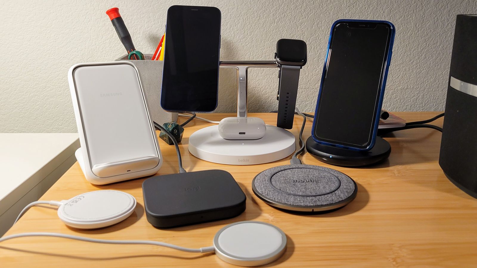 Read more about the article Best Charging Stand For Phone In 2024